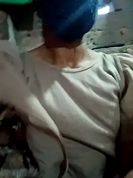 priyastrip314 online show from 10/04/25, 11:52