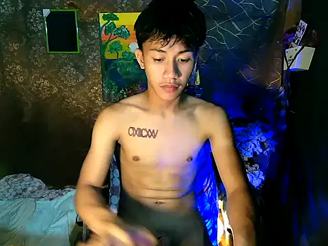 naughtyboyloy 0 online show from 09/14/25, 04:28