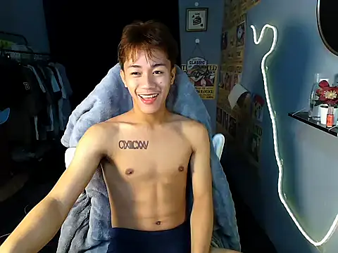naughtyboyloy 0 online show from 06/21/26, 08:55