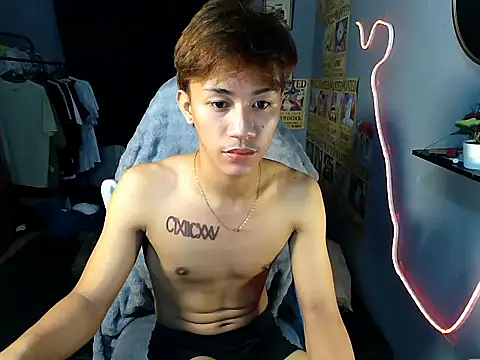 naughtyboyloy 0 online show from 07/01/26, 04:07