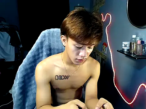 naughtyboyloy 0 online show from 07/29/26, 12:53