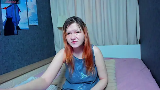 Nora lovvvv online show from 09/19/25, 10:05