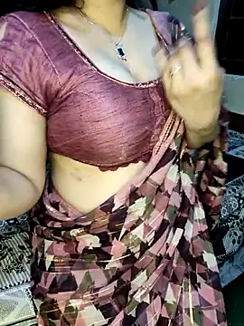 PRIYA 22 online show from 10/01/25, 11:16