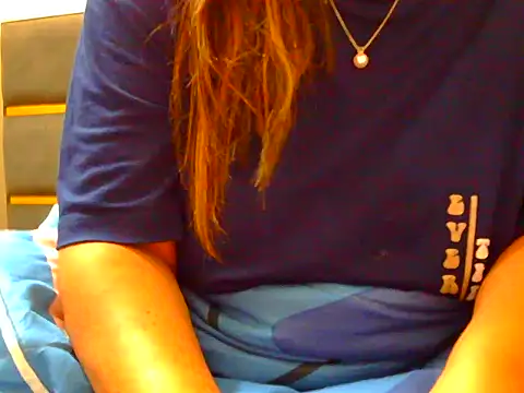 Snapshot of mayalove890 chatting on 11/04/25, 08:30 mayalove890 online show from 11/04/25, 08:30