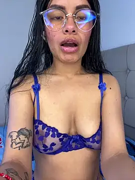 Melissa coch online show from 11/01/25, 05:04