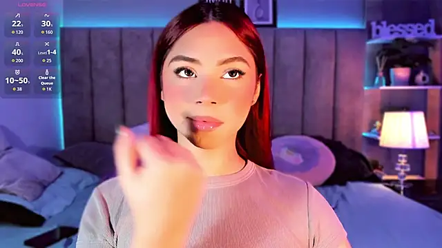 Snapshot of Arianna_Ponce chatting on 10/03/25, 05:59 Arianna Ponce online show from 10/03/25, 05:59