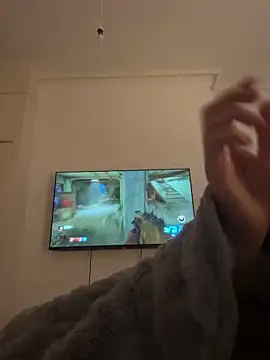 cutietootie02 online show from 02/06/26, 12:52