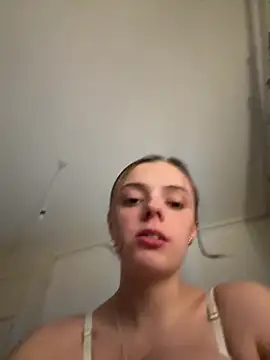 cutietootie02 online show from 02/10/26, 10:58