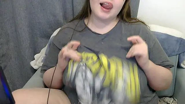 brattyprincessemma online show from 02/18/26, 06:26