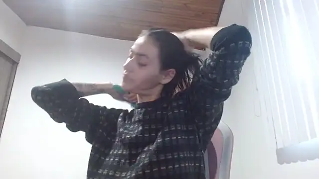 Snapshot of Crystal_Star_ chatting on 09/09/25, 10:59 Crystal Star online show from 09/09/25, 10:59