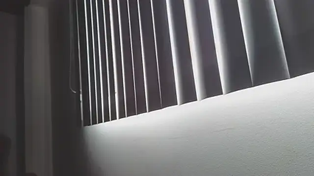 Snapshot of Crystal_Star_ chatting on 10/25/25, 01:51 Crystal Star online show from 10/25/25, 01:51