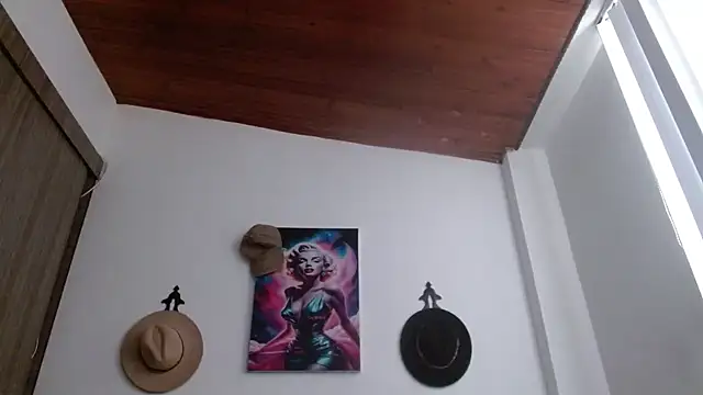 Crystal Star  online show from 02/25/26, 11:53