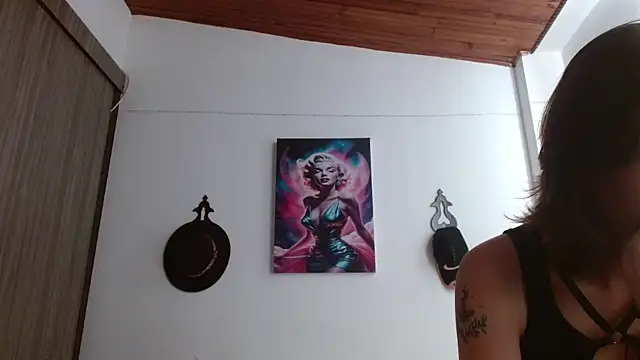 Crystal Star  online show from 04/09/26, 01:38