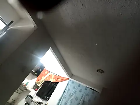 Snapshot of sanf8z chatting on 10/11/25, 07:40 sanf8z online show from 10/11/25, 07:40