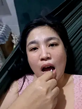 Minn-cute online show from 05/14/26, 03:30