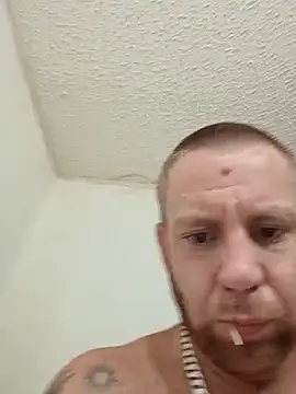 Clarkodile95 online show from 06/26/26, 07:18