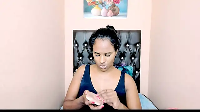 Snapshot of Toxicfantasy4u chatting on 02/13/26, 01:29 Toxicfantasy4u online show from 02/13/26, 01:29