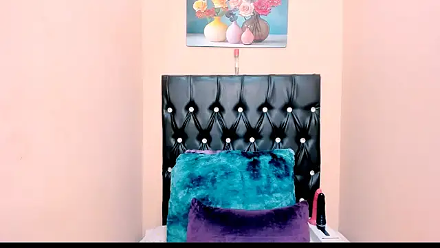 Snapshot of Toxicfantasy4u chatting on 02/28/26, 05:19 Toxicfantasy4u online show from 02/28/26, 05:19