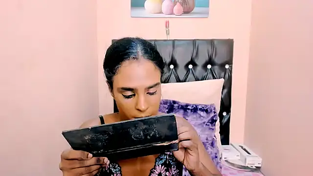 Toxicfantasy4u online show from 04/23/26, 05:04