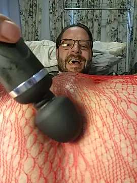 Snapshot of Chiligrande6969 chatting on 10/24/25, 03:08 Chiligrande6969 online show from 10/24/25, 03:08