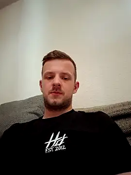 6incheswannacum online show from 05/01/26, 10:58