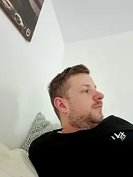 6incheswannacum online show from 05/04/26, 08:43
