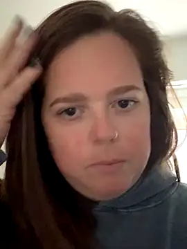 Snapshot of hornykitty1210 chatting on 10/30/25, 04:19 hornykitty1210 online show from 10/30/25, 04:19