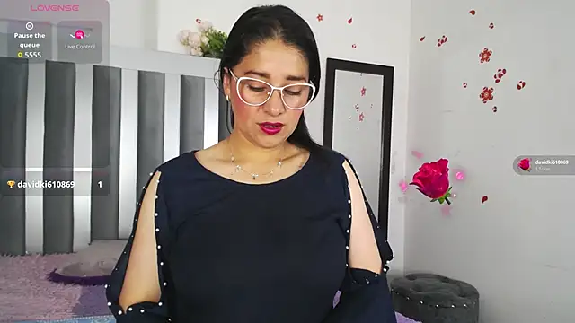 Alana steel 1 online show from 10/23/25, 12:04