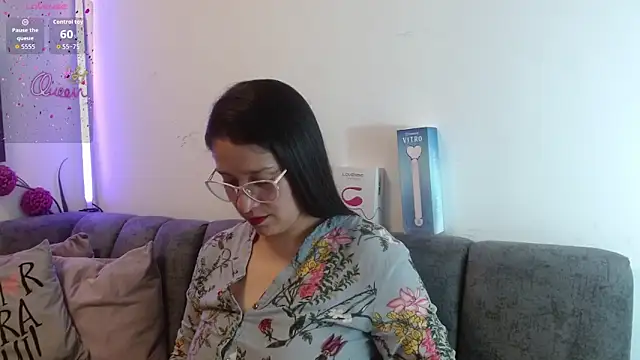 Alana steel 1 online show from 04/13/26, 07:30