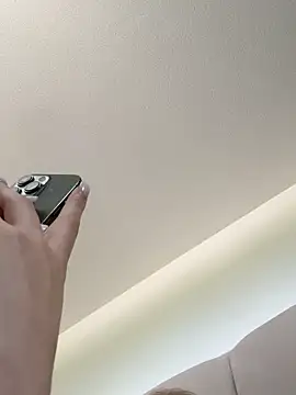 Chloemillerrxx online show from 09/11/25, 11:54