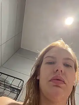 Chloemillerrxx online show from 09/17/25, 03:24