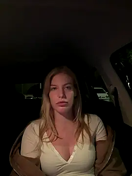 Chloemillerrxx online show from 09/29/25, 06:13