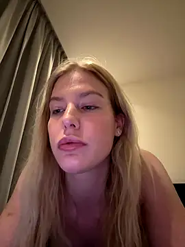 Chloemillerrxx online show from 10/01/25, 11:11