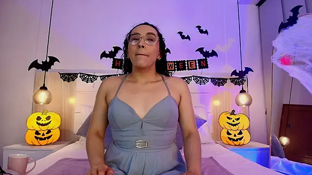 alehia cute online show from 10/26/25, 09:21