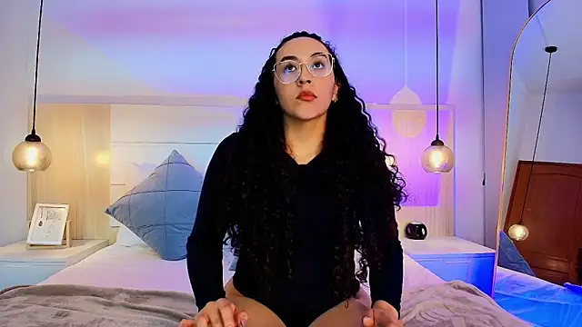 alehia cute online show from 11/30/25, 06:12