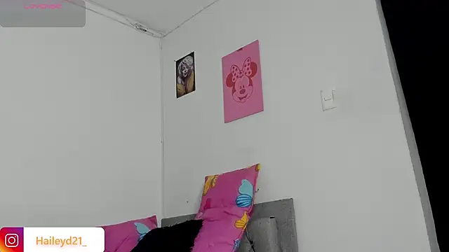 HaileyDuke online show from 02/18/26, 11:55