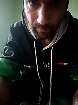 Snapshot of MatzuSiMatza chatting on 02/05/26, 08:41 MatzuSiMatza online show from 02/05/26, 08:41