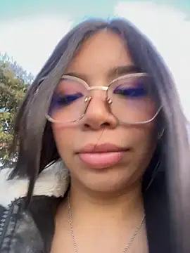 Maddy Piink online show from 11/07/25, 09:48