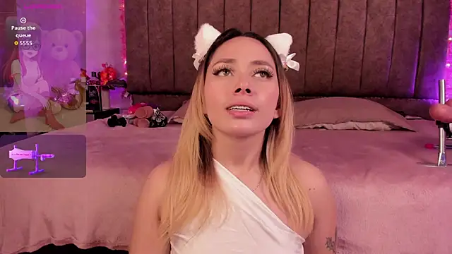 Snapshot of LanaMills_ chatting on 07/09/26, 04:49 LanaMills online show from 07/09/26, 04:49