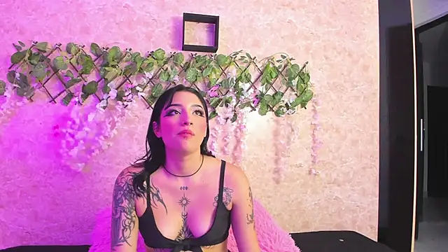 ImEmily444 online show from 10/23/25, 02:00