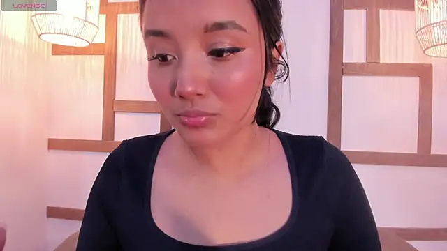 HannahMontgomery online show from 09/12/25, 04:18