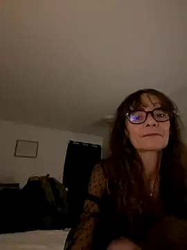 Chris06d22xh online show from 10/18/25, 07:36