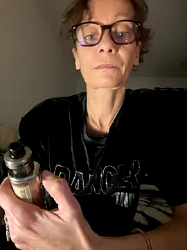 Chris06d22xh online show from 11/16/25, 07:30