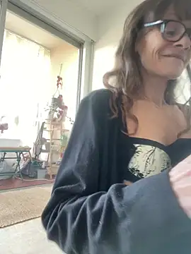 Chris06d22xh online show from 11/29/25, 02:20