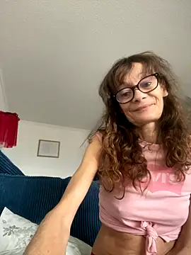 Chris06d22xh online show from 11/30/25, 02:43