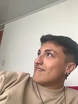 Snapshot of Milan_Bach chatting on 03/21/26, 08:45 Milan Bach online show from 03/21/26, 08:45