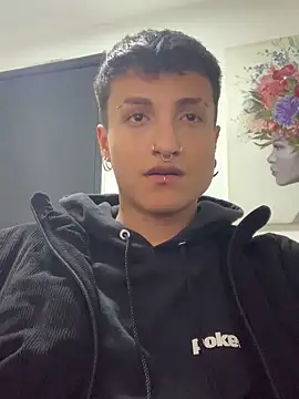 Snapshot of Milan_Bach chatting on 03/22/26, 09:34 Milan Bach online show from 03/22/26, 09:34