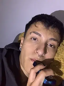 Snapshot of Milan_Bach chatting on 03/23/26, 04:05 Milan Bach online show from 03/23/26, 04:05