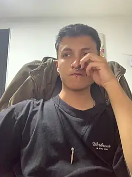 Snapshot of Milan_Bach chatting on 03/31/26, 05:52 Milan Bach online show from 03/31/26, 05:52