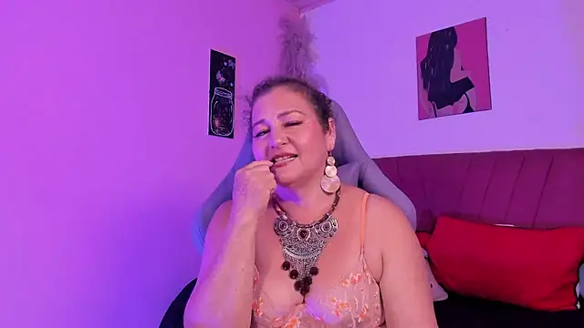 PalomaLombardi online show from 02/03/26, 02:53